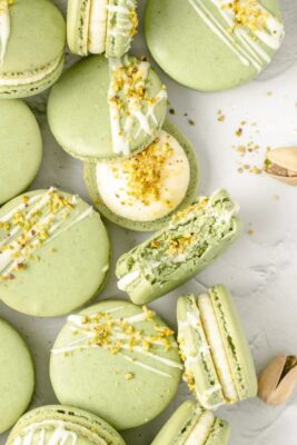 Pistachio Macarons 6-pack